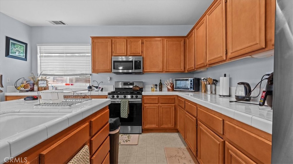 29082 La Ladera Road Menifee, CA 92584 - Photo 11 of 41