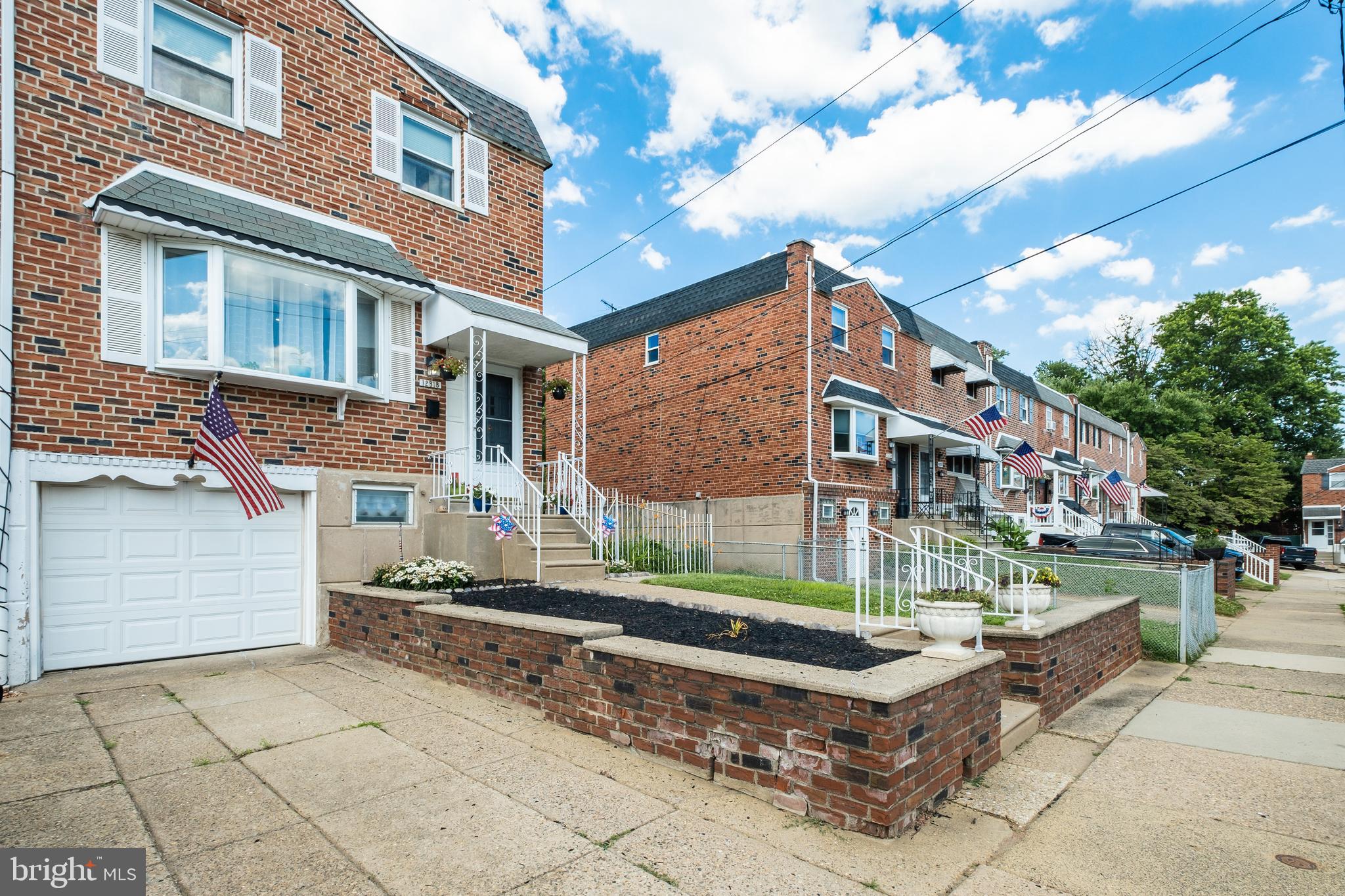 12818 Elnora Road Philadelphia, PA 19154 - Photo 3 of 40