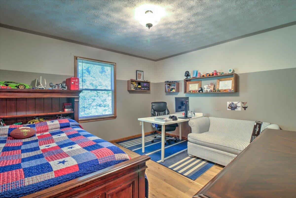 1267 Allison Road Piney Flats, TN 37686 - Photo 23 of 45 56-1267_Allison-57