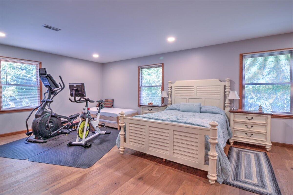 1267 Allison Road Piney Flats, TN 37686 - Photo 25 of 45 59-1267_Allison-60
