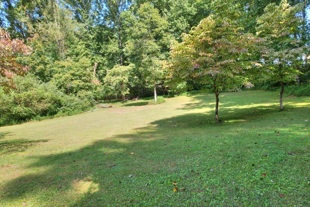 1267 Allison Road Piney Flats, TN 37686 - Photo 40 of 45 10-1267_Allison-10