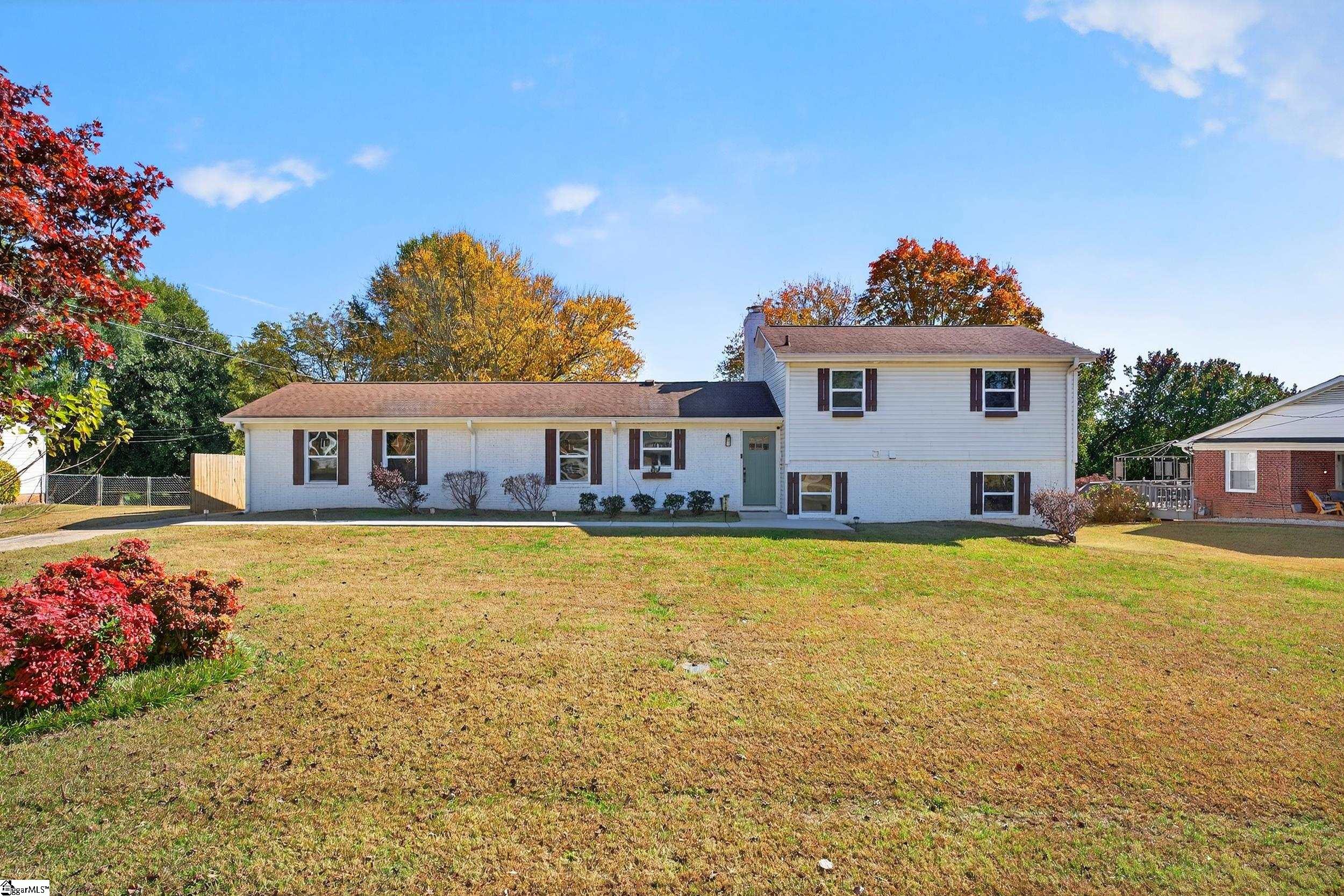 519 Longview Terrace Greer, SC 29650 - Photo 1 of 34