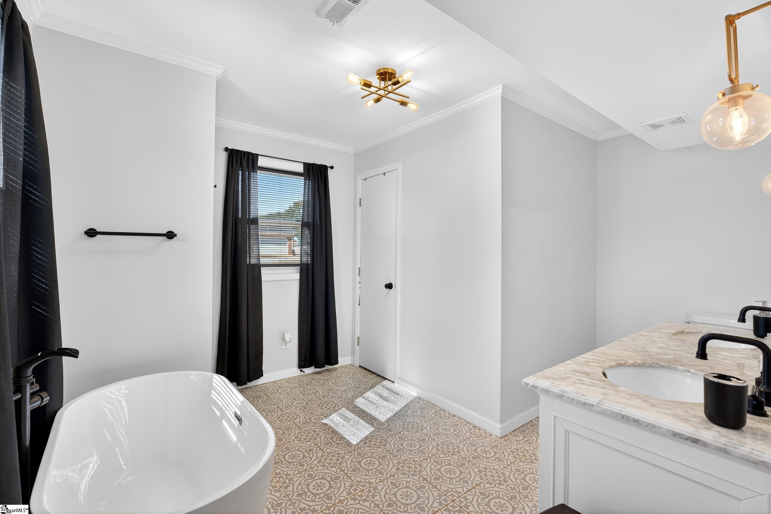 519 Longview Terrace Greer, SC 29650 - Photo 18 of 34