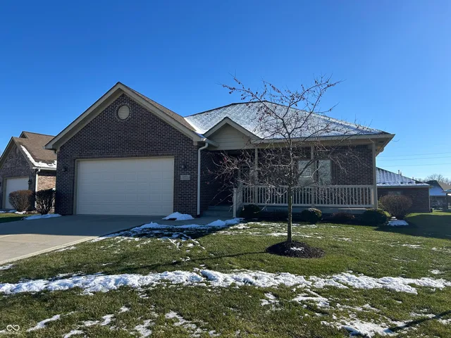 $350,000 | 5375 East Commons Drive West, Mooresville, IN 46158