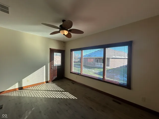 $350,000 | 5375 East Commons Drive West, Mooresville, IN 46158