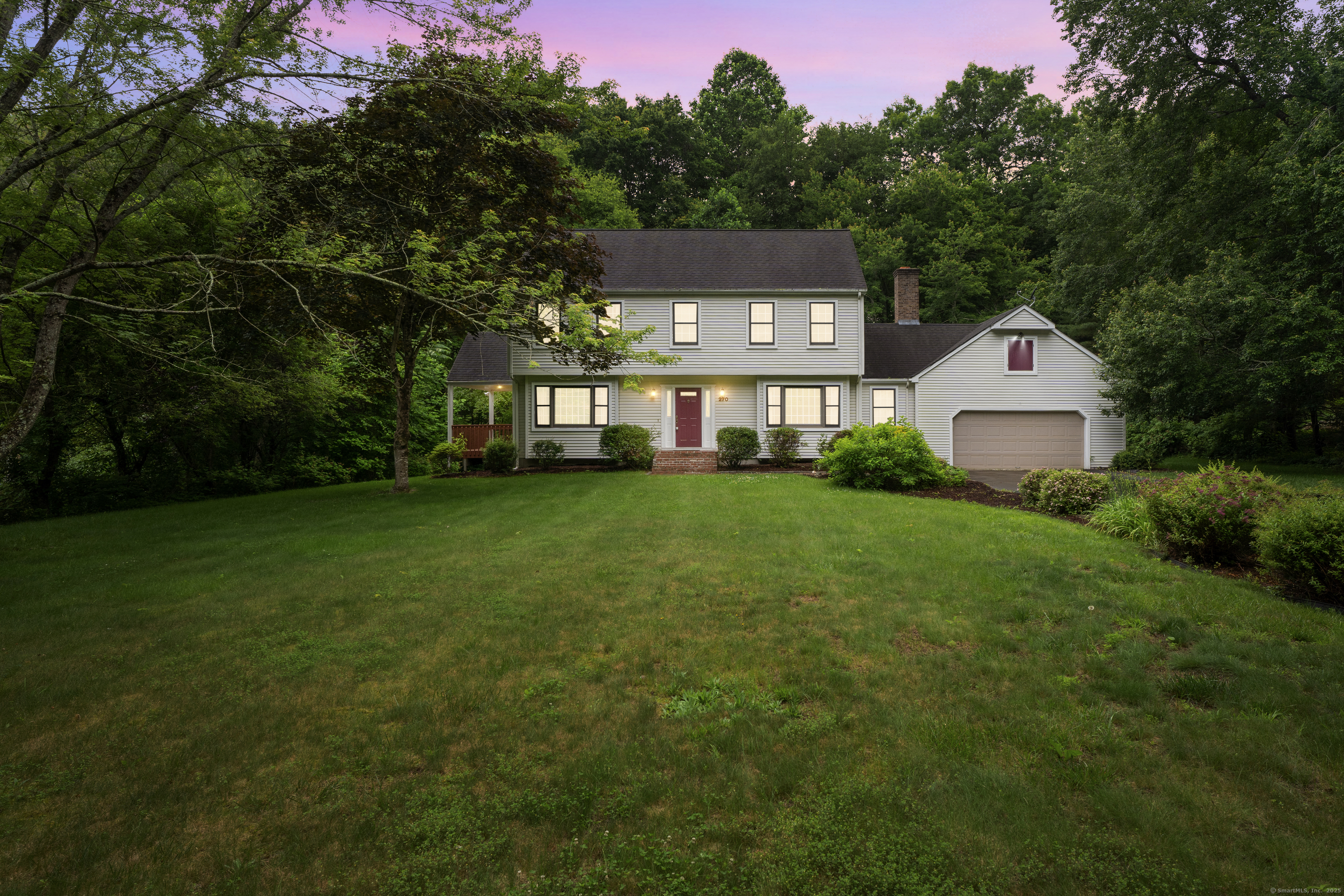 270 North Bridebrook Road East Lyme, CT 06333 - Photo 3 of 39