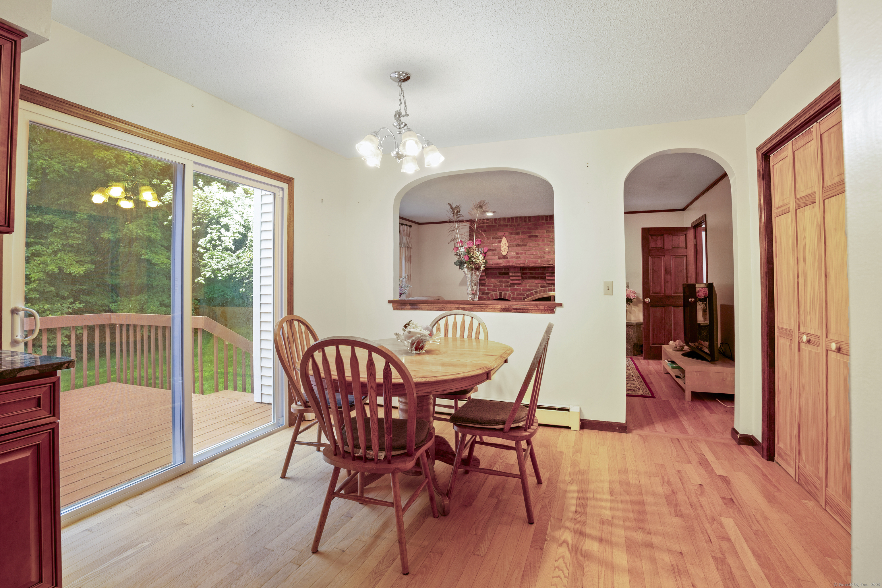 270 North Bridebrook Road East Lyme, CT 06333 - Photo 9 of 39