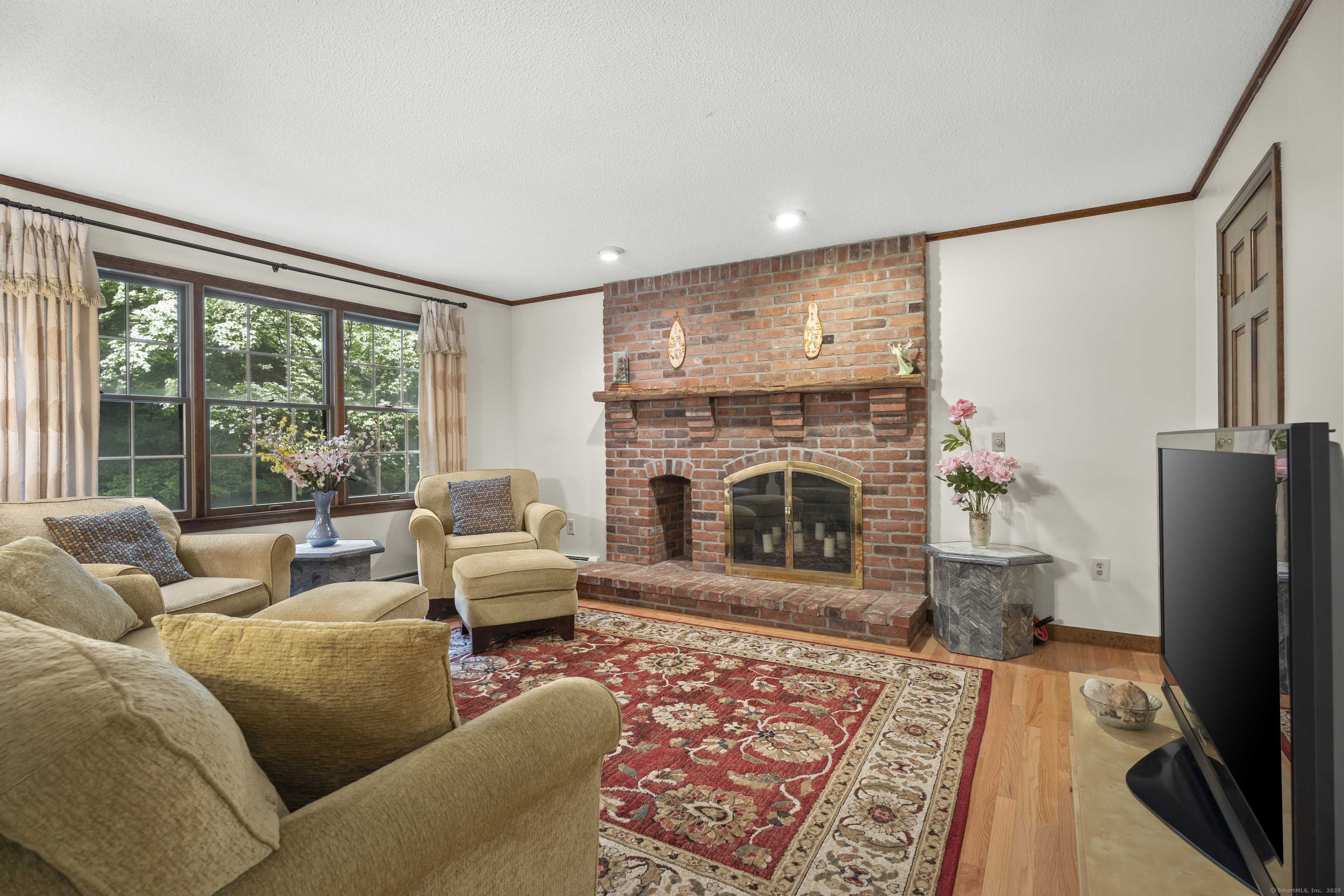 270 North Bridebrook Road East Lyme, CT 06333 - Photo 10 of 39