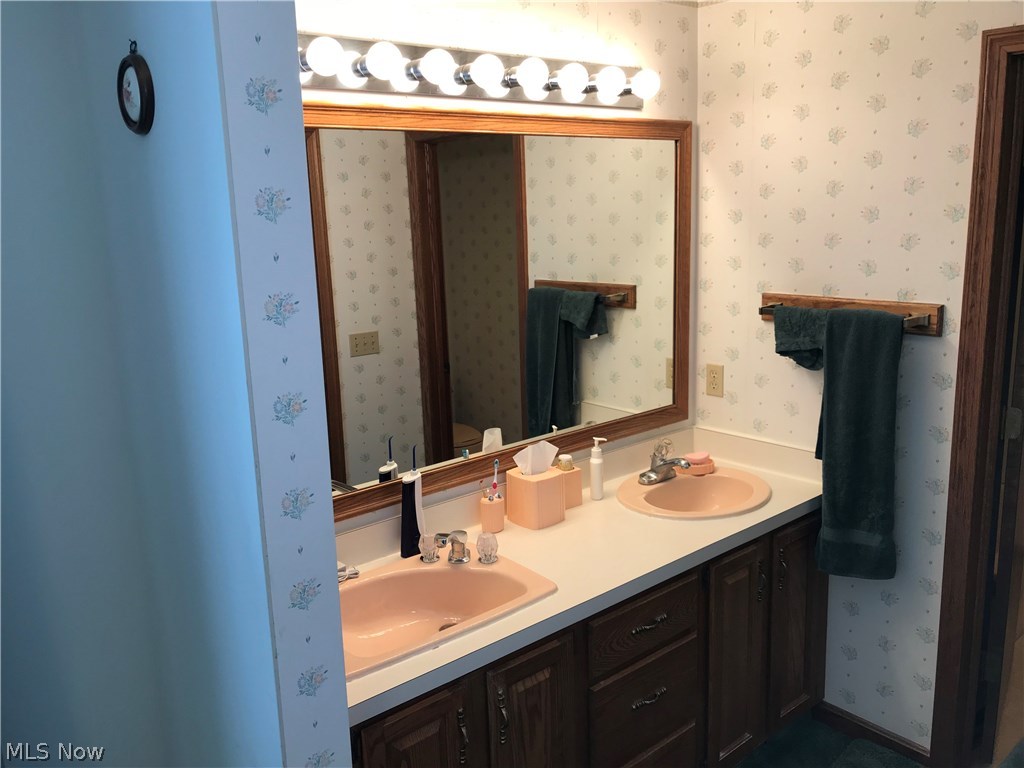 5210 Trent Road Northwest Canton, OH 44708 - Photo 15 of 25 Gallery Image 15