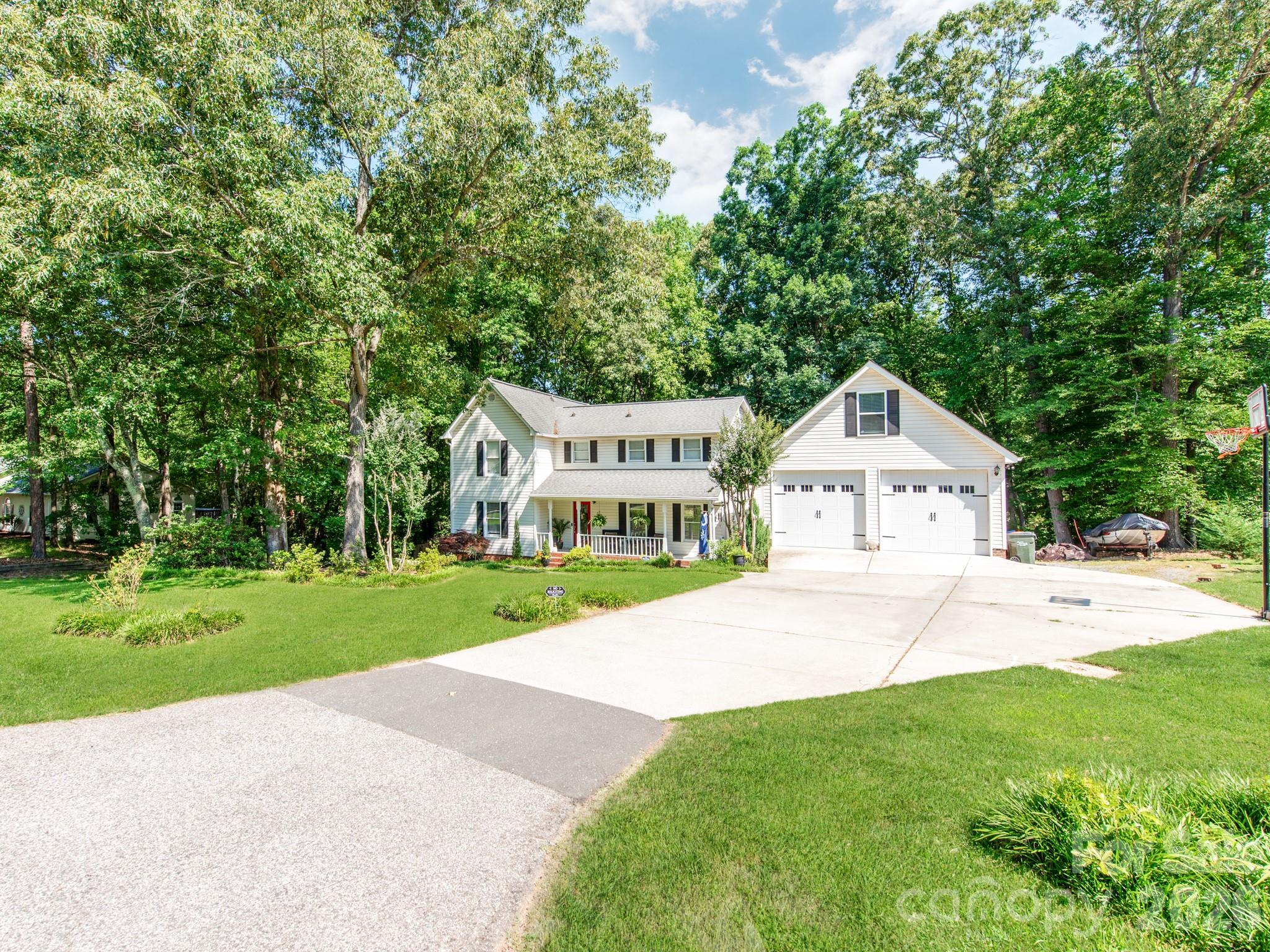 1530 Woodcroft Drive Fort Mill, SC 29708 - Photo 2 of 40