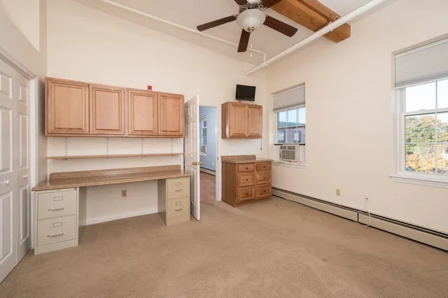 $2,000 | 156 Front Street, Unit 409, Exeter, NH 03833