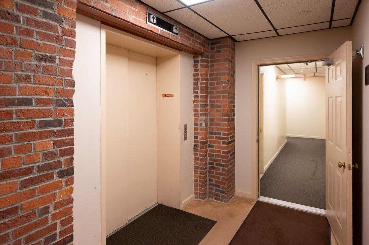 156 Front Street, Unit 409 Exeter, NH 03833 - Photo 23 of 25