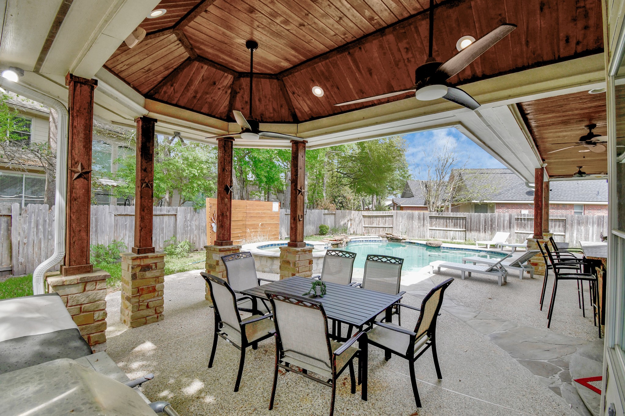7 New Dawn Place Conroe, TX 77385 - Photo 25 of 48