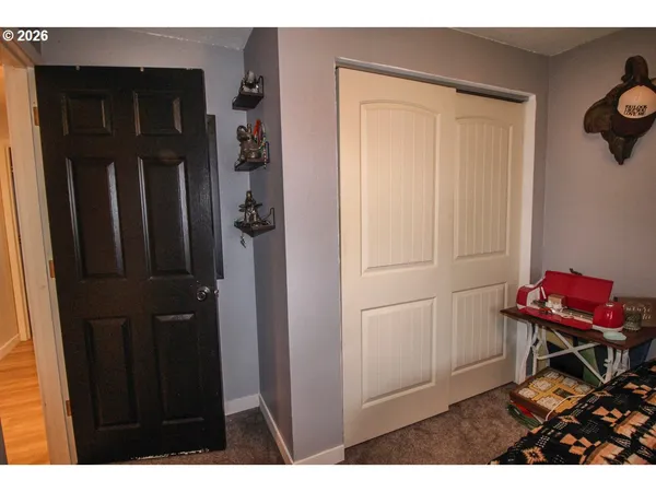 $499,000 | 1091 Southeast Elm Street, Dundee, OR 97115