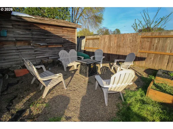 $499,000 | 1091 Southeast Elm Street, Dundee, OR 97115