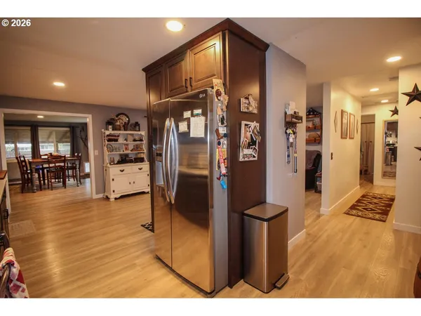 $499,000 | 1091 Southeast Elm Street, Dundee, OR 97115