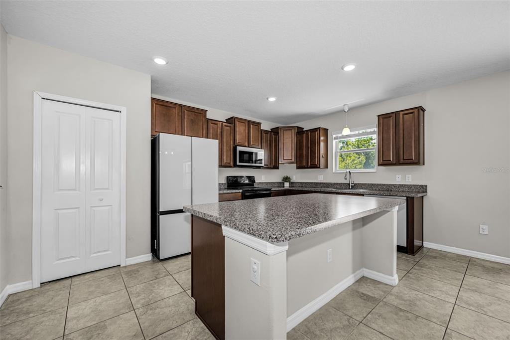 6780 Emerald Spring Loop New Port Richey, FL 34653 - Photo 13 of 83 Gallery Image 13
