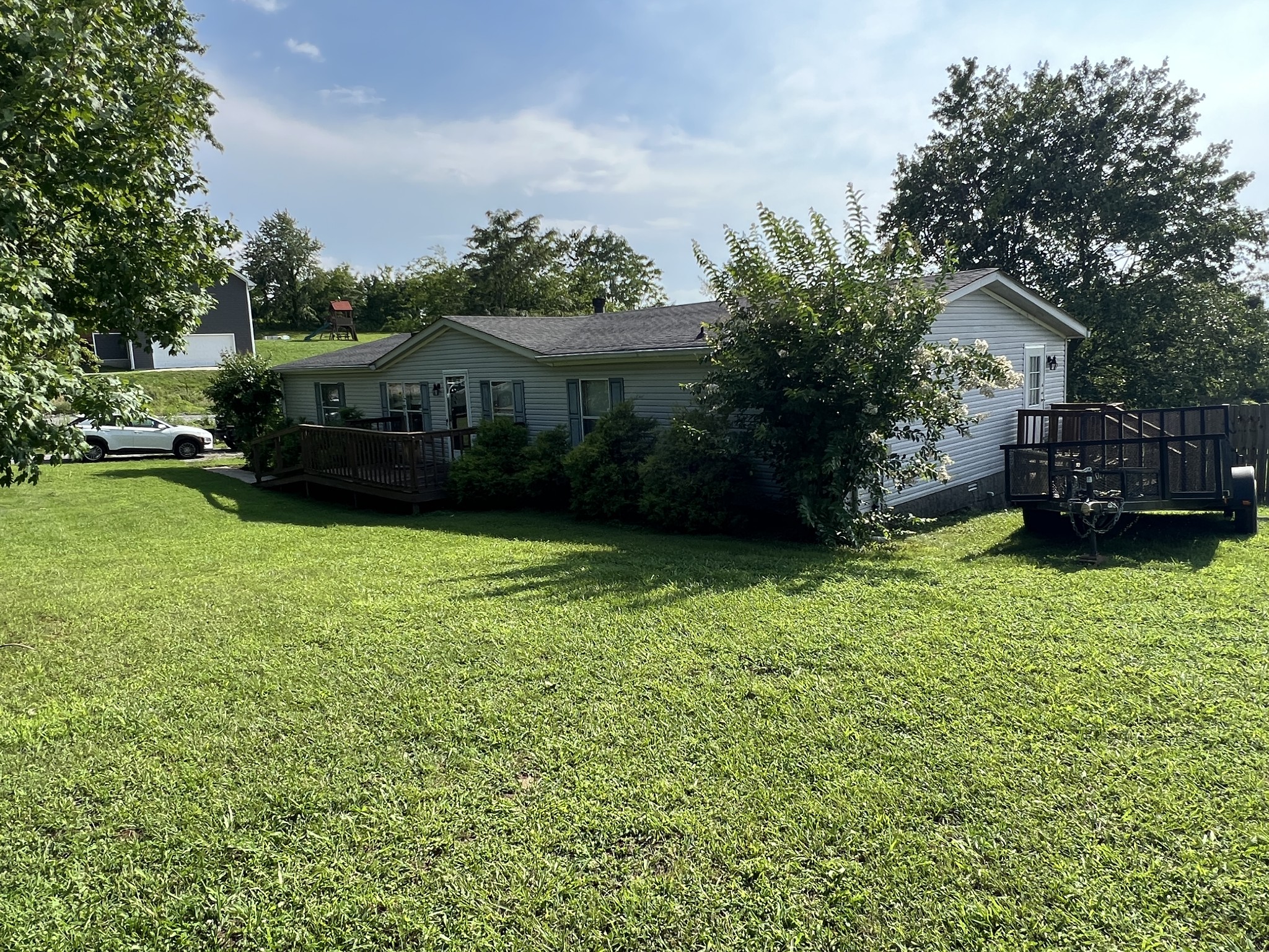 3538 Beasleys Bend Road Lebanon, TN 37087 - Photo 3 of 49 a front view of a house with garden