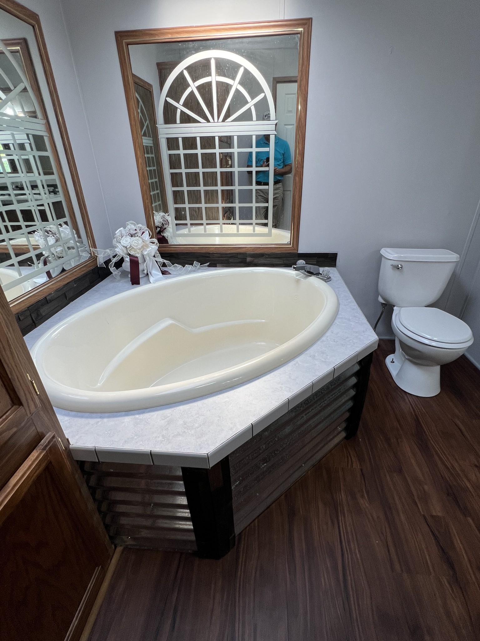 3538 Beasleys Bend Road Lebanon, TN 37087 - Photo 45 of 49 a bathroom with a bathtub and a window