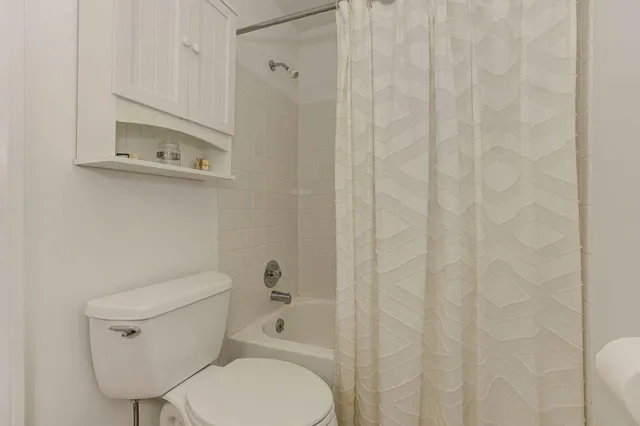 $2,800 | 27 Mt Vernon Circle, Atlanta, GA 30338