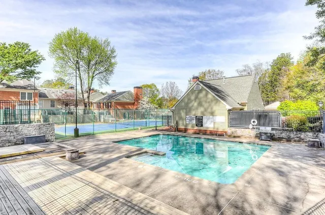 $2,800 | 27 Mt Vernon Circle, Atlanta, GA 30338