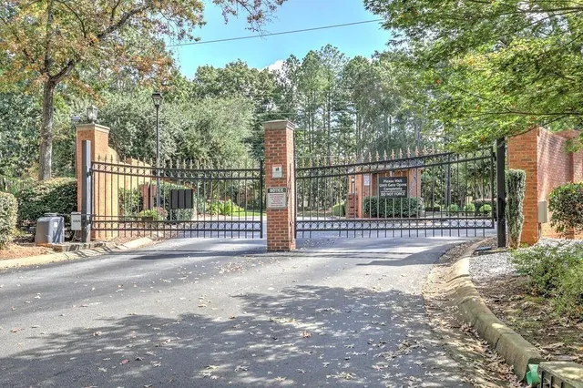 $2,800 | 27 Mt Vernon Circle, Atlanta, GA 30338