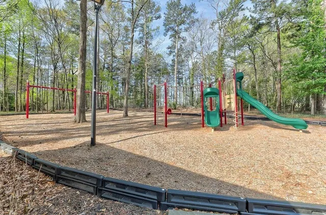 $2,800 | 27 Mt Vernon Circle, Atlanta, GA 30338