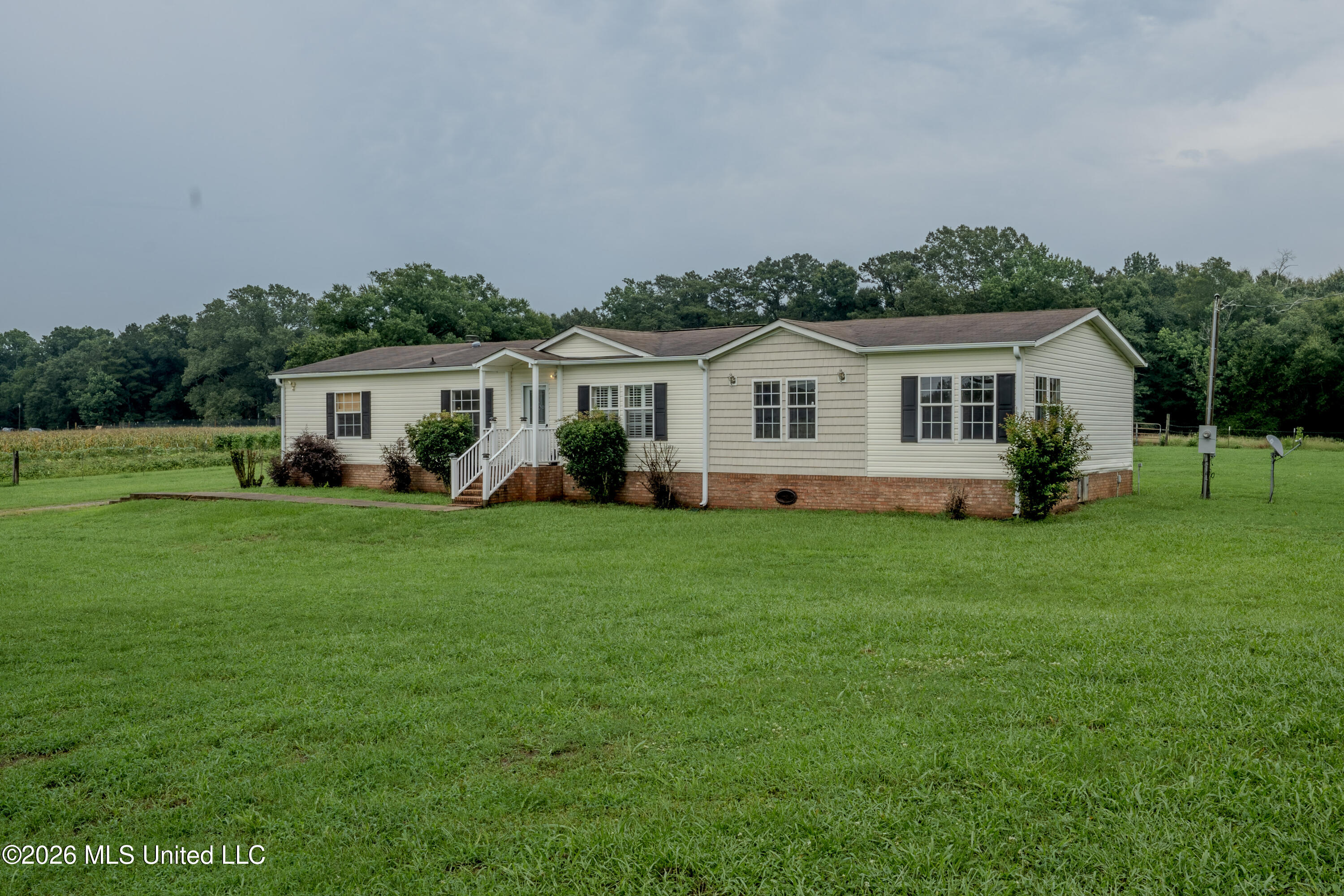 749 J Burnham Road Pelahatchie, MS 39145 - Photo 1 of 21 20-DSC00704-HDR