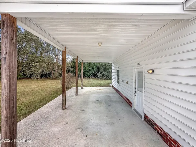 $695,000 | 106 Fox Lane, Moyock, NC 27958