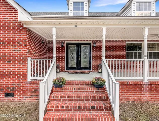 $695,000 | 106 Fox Lane, Moyock, NC 27958