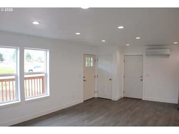 $312,000 | 579 East 4th Avenue, Riddle, OR 97469