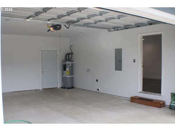 $312,000 | 579 East 4th Avenue, Riddle, OR 97469