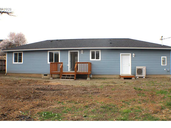 $312,000 | 579 East 4th Avenue, Riddle, OR 97469