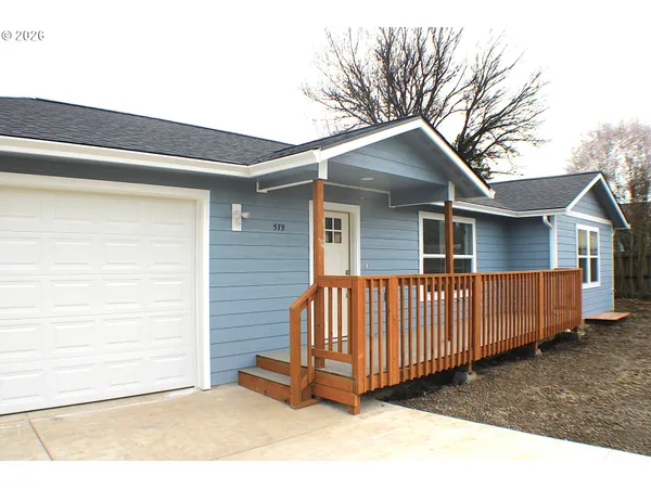 $312,000 | 579 East 4th Avenue, Riddle, OR 97469