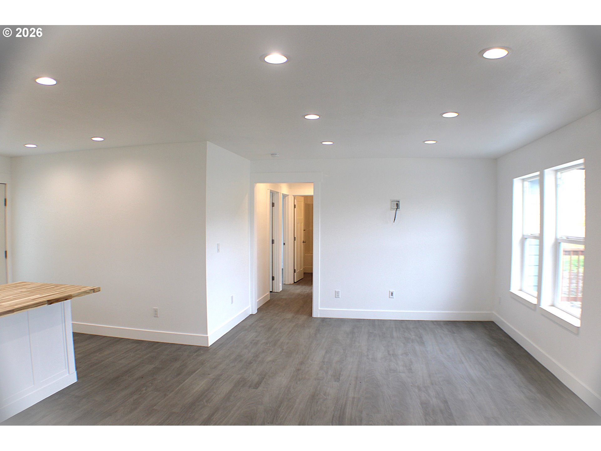 579 East 4th Avenue Riddle, OR 97469 - Photo 6 of 29 Gallery Image 6