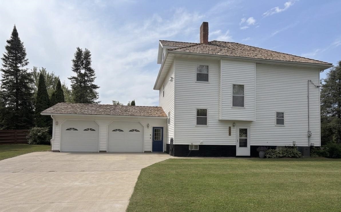 920 Allen Street Athens, WI 54411 - Photo 1 of 39