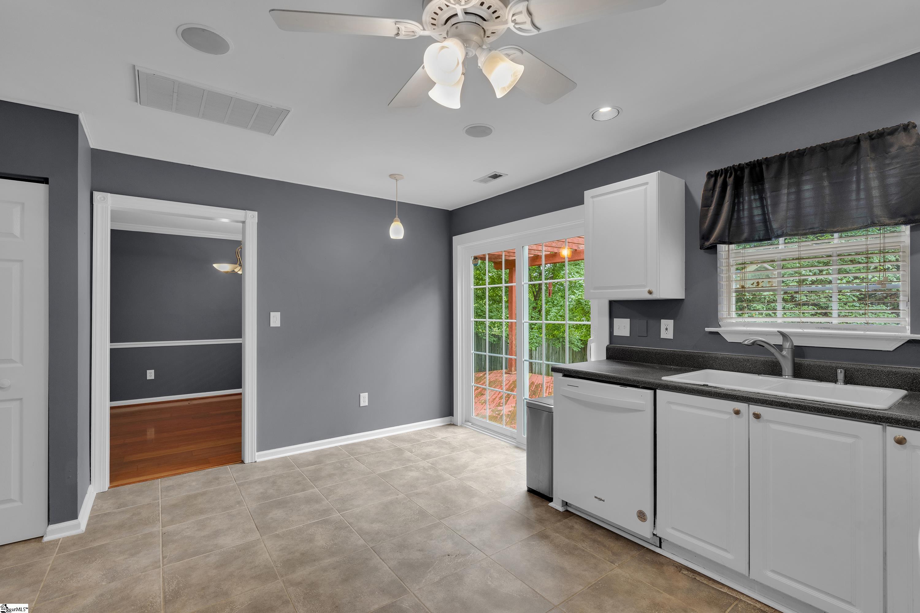 420 Riverside Chase Circle Greer, SC 29650 - Photo 10 of 27 Gallery Image 10