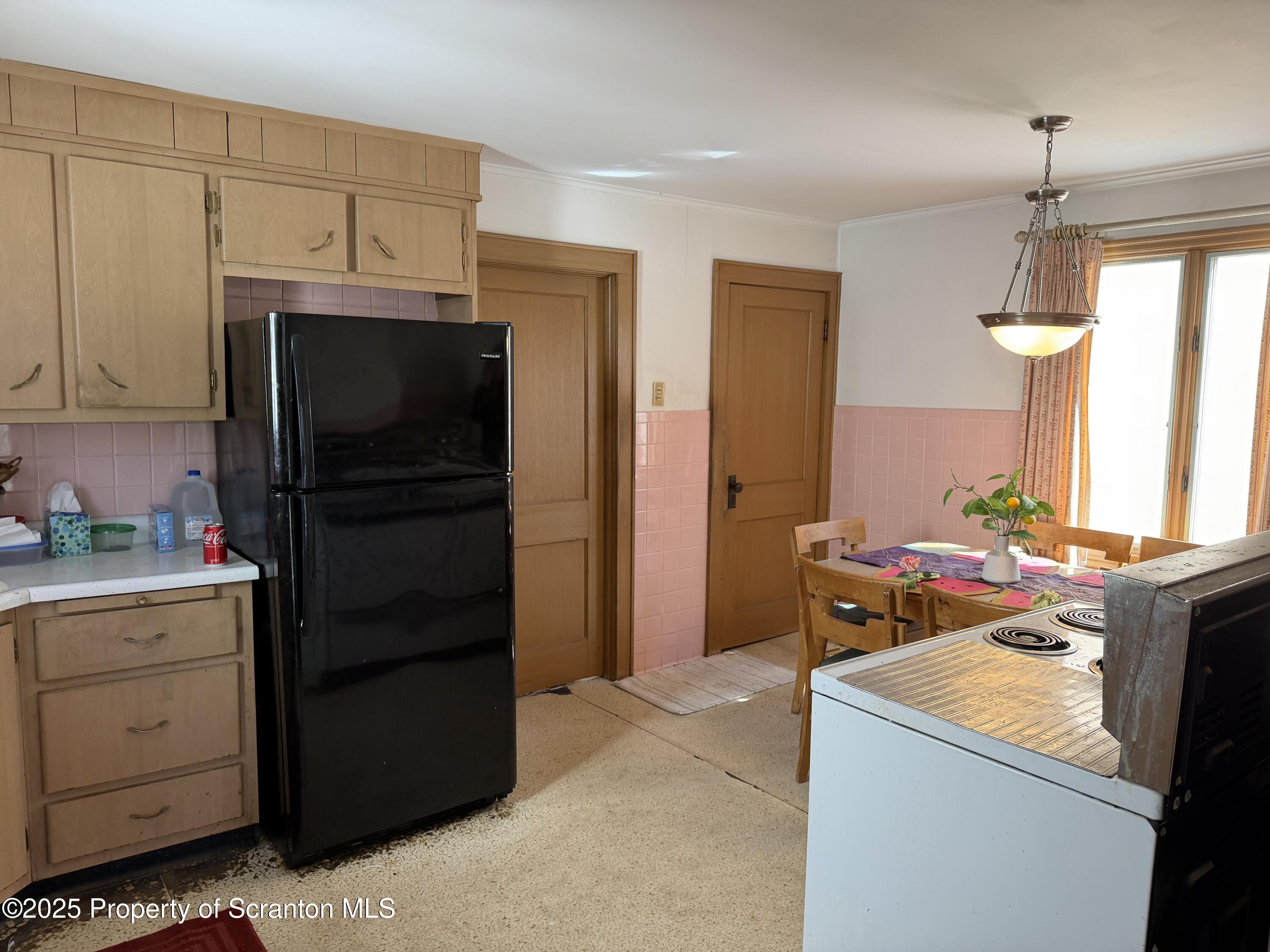 710 Maple Street Old Forge, PA 18518 - Photo 11 of 25 IMG_0057