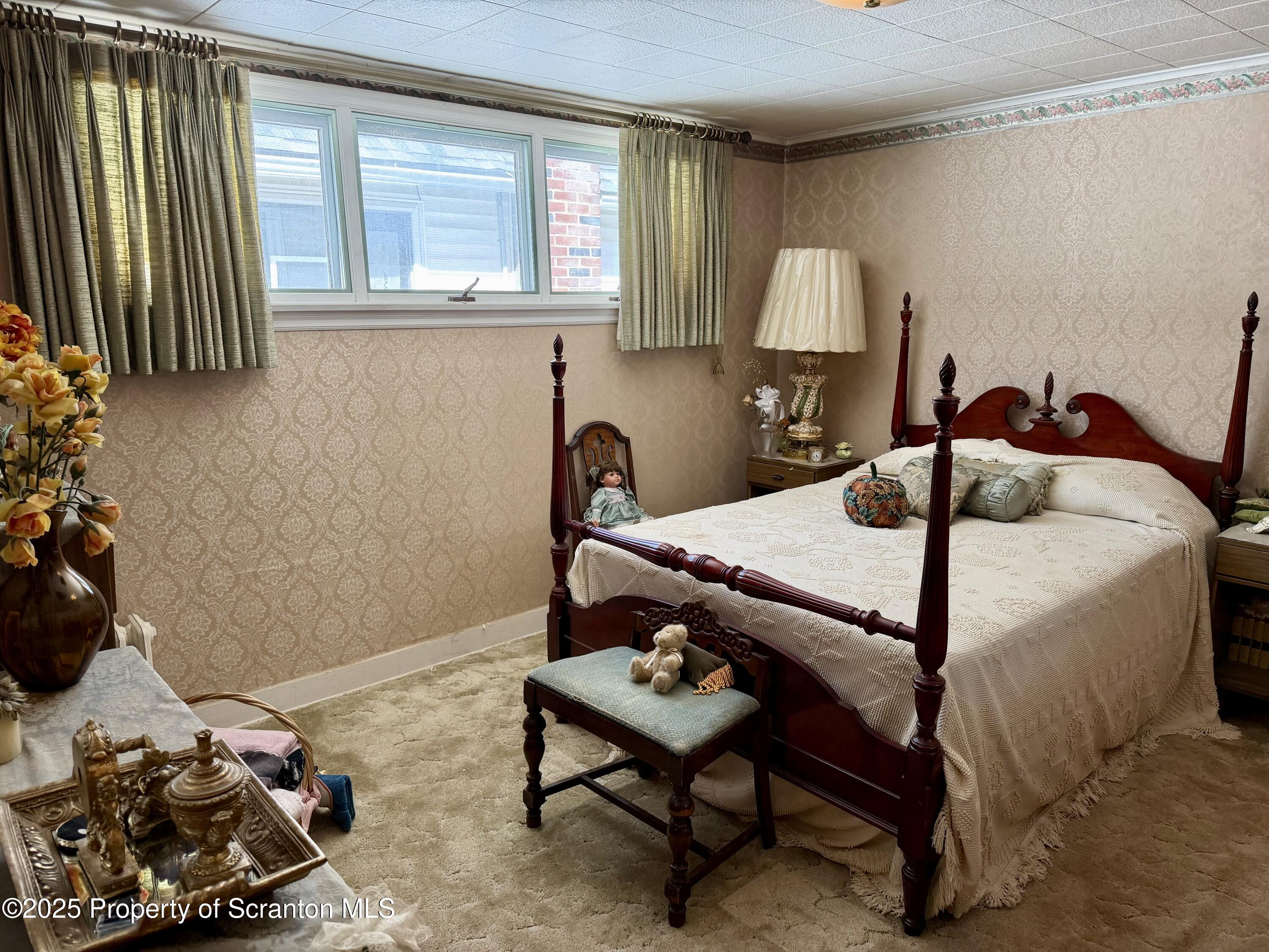 710 Maple Street Old Forge, PA 18518 - Photo 14 of 25 IMG_0017