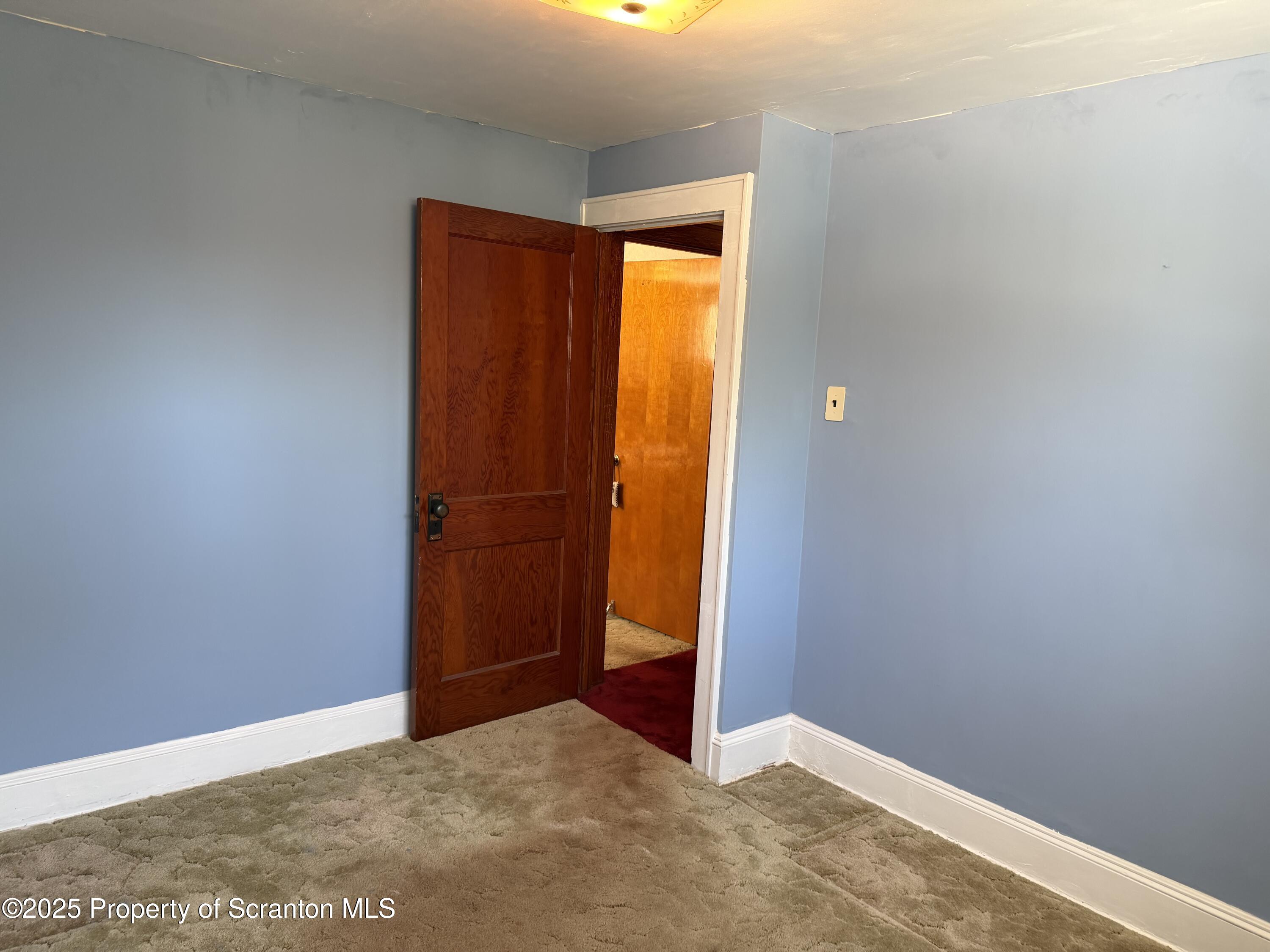 710 Maple Street Old Forge, PA 18518 - Photo 18 of 25 IMG_0009