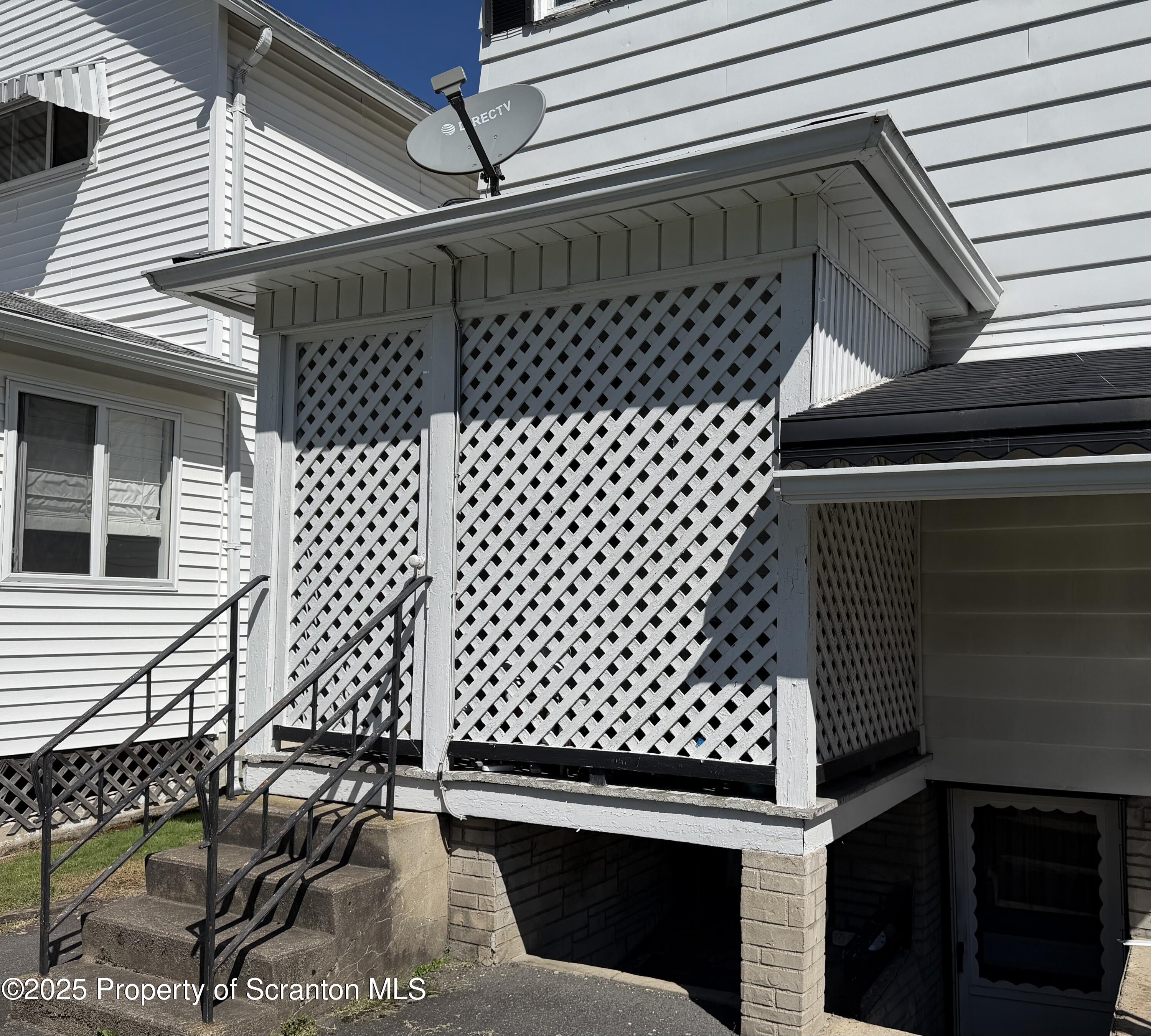 710 Maple Street Old Forge, PA 18518 - Photo 22 of 25 IMG_0047