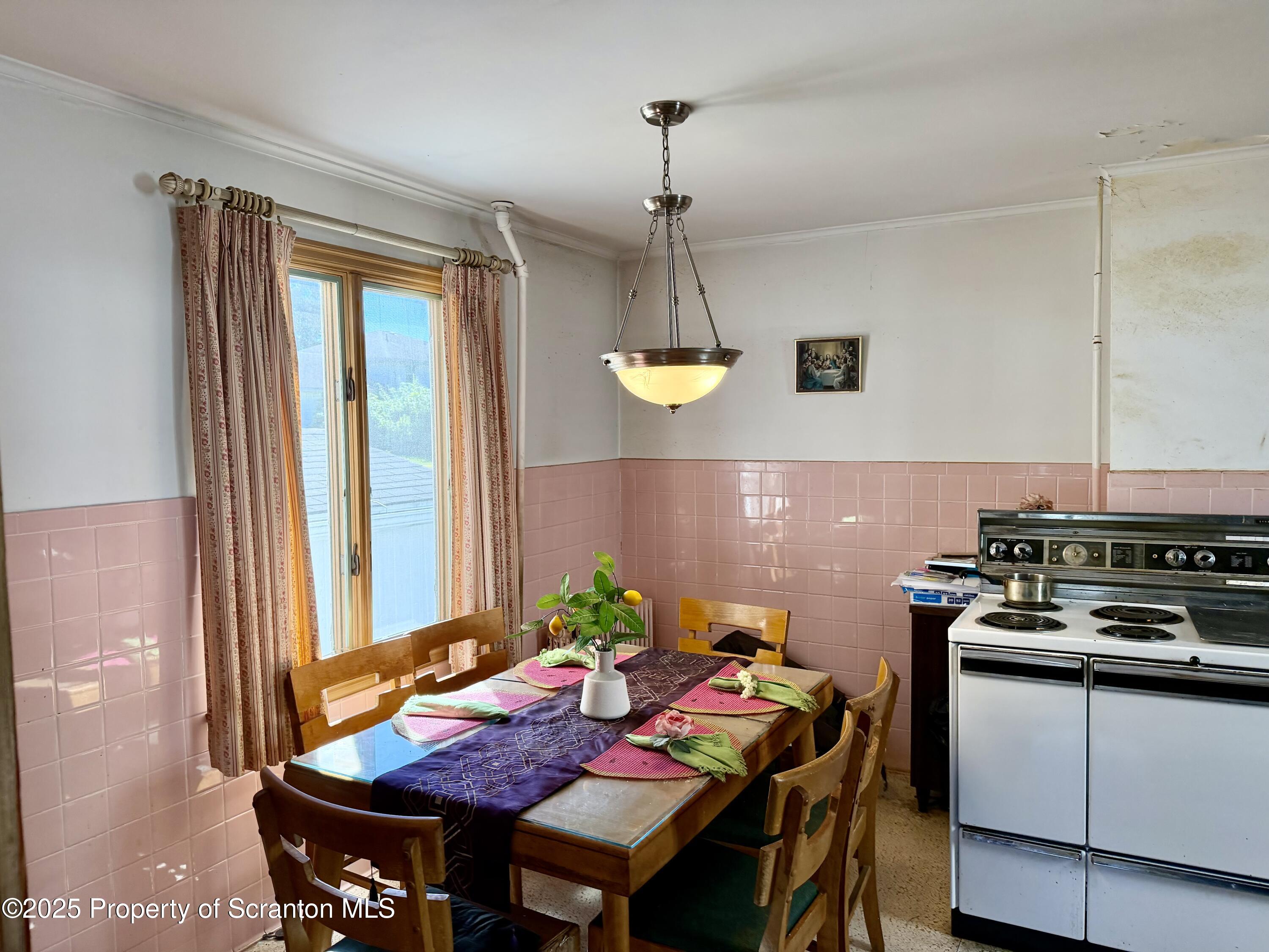 710 Maple Street Old Forge, PA 18518 - Photo 10 of 25 IMG_0056