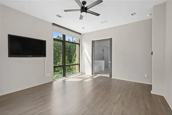$9,000 | 721 Longleaf Drive Northeast, Unit 6, Atlanta, GA 30342