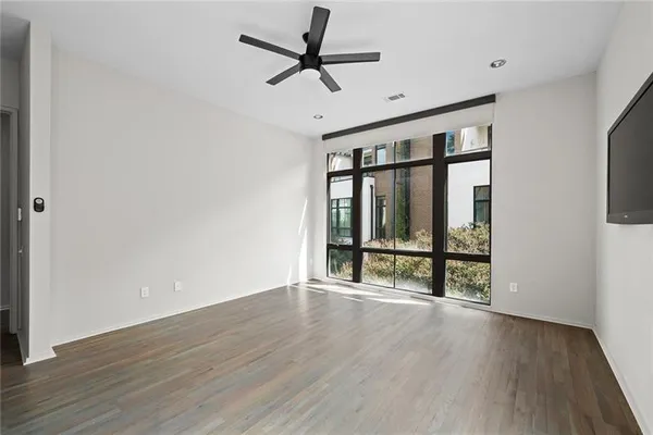 $9,000 | 721 Longleaf Drive Northeast, Unit 6, Atlanta, GA 30342