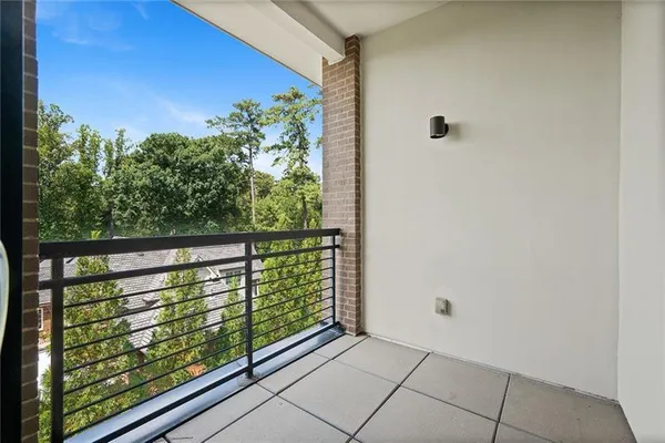 $9,000 | 721 Longleaf Drive Northeast, Unit 6, Atlanta, GA 30342