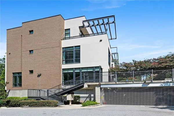 $9,000 | 721 Longleaf Drive Northeast, Unit 6, Atlanta, GA 30342
