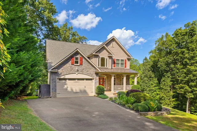 $609,000 | 10747 Bridlerein Court, Spotsylvania, VA 22553