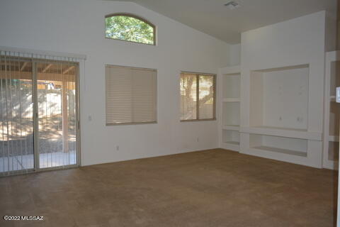 5502 West Red Rock Ridge Street Tucson, AZ 85742 - Photo 13 of 33