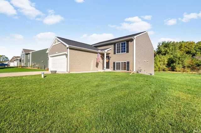 $369,900 | 26541 Gaited Horse Trail, South Bend, IN 46619