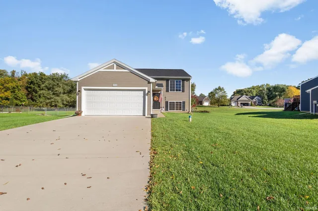 $369,900 | 26541 Gaited Horse Trail, South Bend, IN 46619